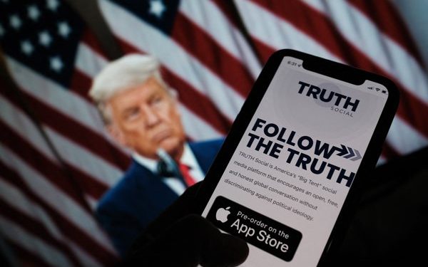 Trump announces plans to launch new social network ‘TRUTH Social’