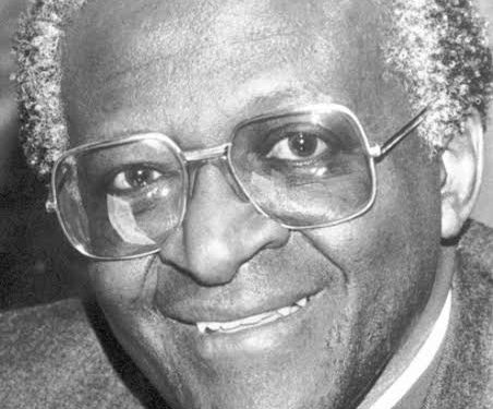 South Africa’s Archbishop Desmond Tutu dies