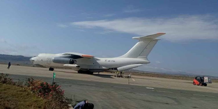 The United Arab Emirates send an aircraft loaded with 30 tons of food to Mek’ele in the Tigray region.