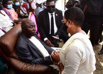 Police gets tough on Oulanya’s father, Bobi Wine over poison claims