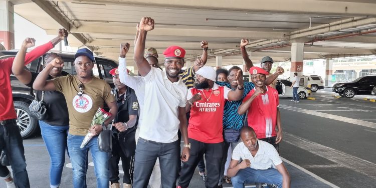Bobi Wine attacks Museveni over cancelled Dubai music show.