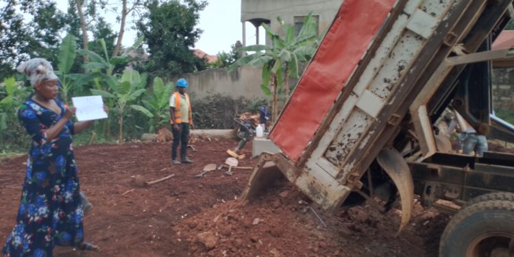 Kajjansi residents decry betray over mast.