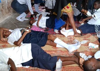 150 students of Nakanyonyi S S hospitalized after suspected food poisoning