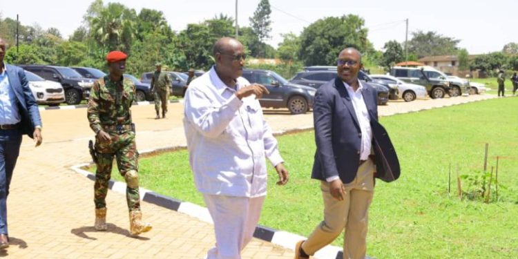 PROMOTE ECONOMIC & FARMEzrS NEEDS IN ADDITIONAL TO POLITIKING_ GEN SALE